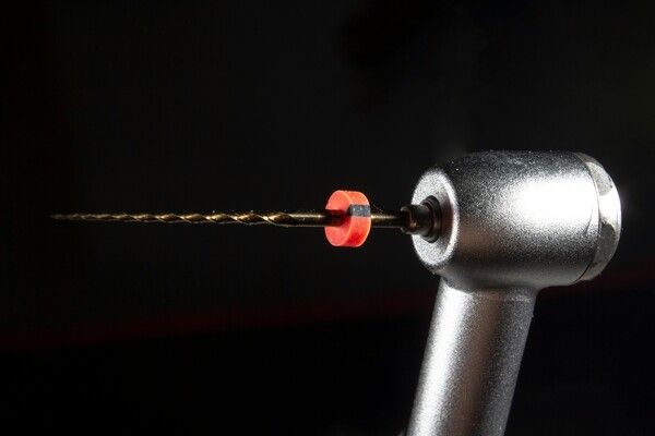 ​근관치료시 사용하는 드릴 /photoAC