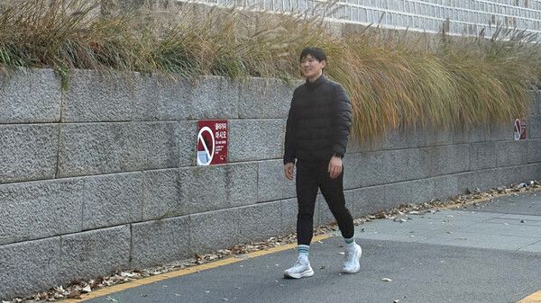 6년째 언제 어디서든 잘 입고 있는 경량 패딩 /권혁주