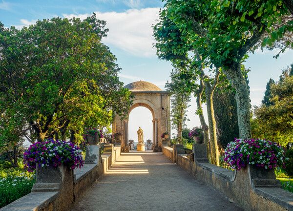 아말피 해안의 라벨로 마을에 있는 지중해식 정원 /게티이미지뱅크