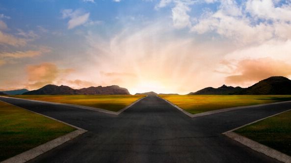 미국에 의존적인&nbsp;자세를&nbsp;벗어나 실용적 중도적인 '제3의 길'을 모색해야 할 때다. /픽사베이