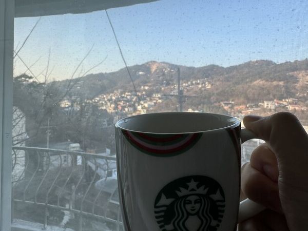 우리 집에서 커피 한잔하실래요? /권혁주