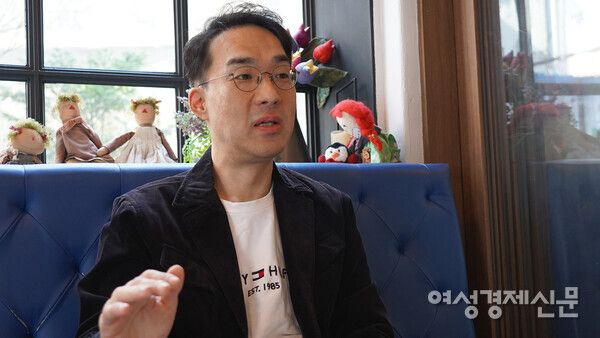 지인엽 교수는 코리아 디스카운트 현상을 해소하기 위해 경영자의 성과 보수 구조와 산업구조 체질 개선이 필요하다고 했다. /이상헌 기자