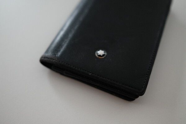 몽블랑 카드 지갑 /권혁주