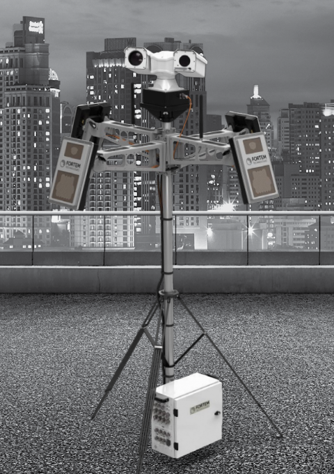 카이투스 조류탐지·식별 레이더 및 EO/IR 카메라 설치 예 /카이투스