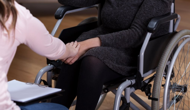 장애인&nbsp;고용&nbsp;정책이&nbsp;남성&nbsp;중심으로&nbsp;설계되면서&nbsp;여성&nbsp;장애인은&nbsp;노동시장에서&nbsp;이중&nbsp;차별을&nbsp;겪고&nbsp;있다. /연합뉴스