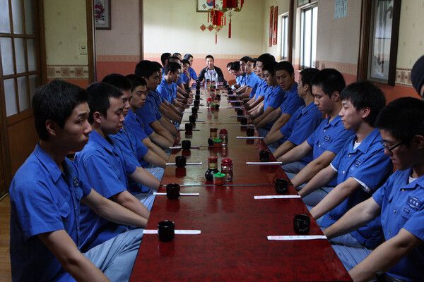 영화 바람은 주인공인 배우 정우가 부산에서 겪은 학창시절을 토대로 만들어졌다. /네이버 영화