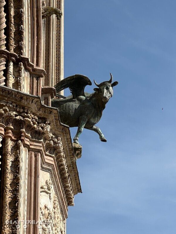 오르비에토 대성당의 소 조각상 /사진=박재희