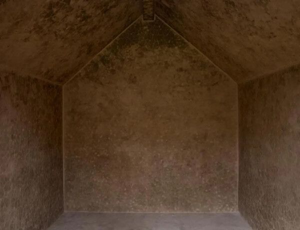 Clay Houses(Boulder-Room-Holes 2007)의 두 번째 집 내부에 설치된&nbsp;룸(Room) /Glenstone Museum