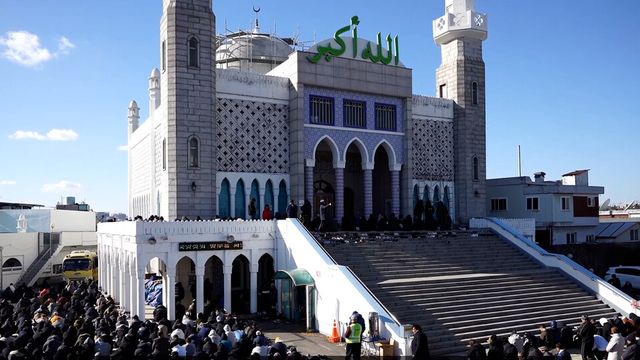 한국 최초이자 최대 규모의 이슬람 모스크인 서울중앙성원은 무슬림 이주노동자들의 구심점이라 할 수 있다. /장세곤 기자