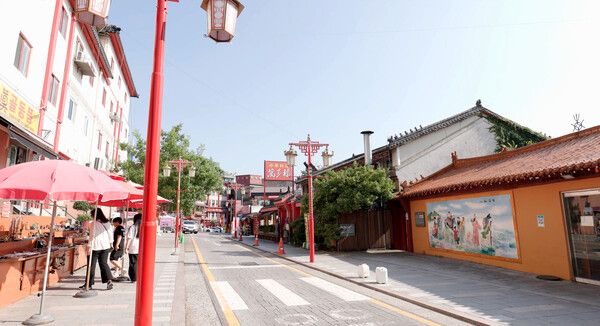 인천 차이나타운 만다복이 위치한 골목길 전경. /장세곤 기자