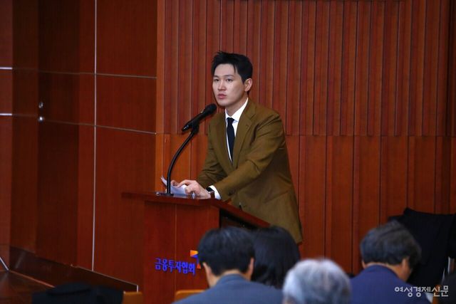 권혁주 아나운서가 사회를 맡고 있다. /류빈 기자