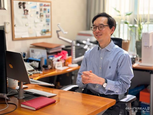 10일 여성경제신문이 김호진 국립암센터 신경과 교수와 만나 신경면역질환 치료의 현주소에 관해 이야기를 나눴다. /김정수 기자