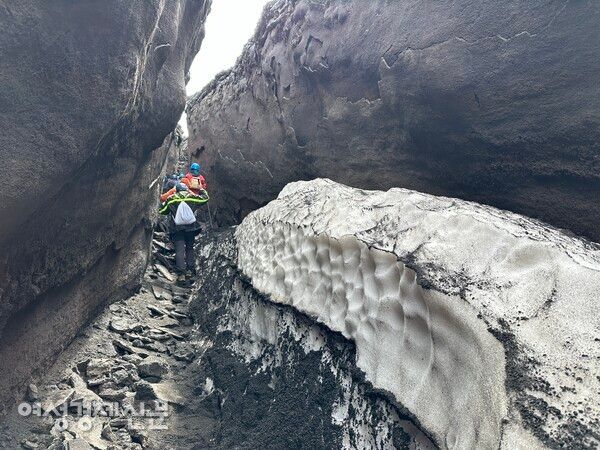 용암과 유황가스가 끓어오르는 에트나 화산, 만년설 /사진=박재희