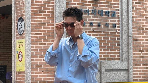 여름이 오면 어김없이 선글라스를 쓰게 된다. /권혁주