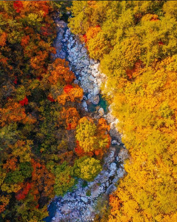 덕풍계곡, 2023년 단풍절정시기 전국지도 (사진출처=한국관광공사)