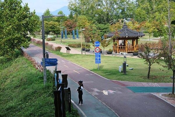 전국 단풍절정시기 걷기여행지 중원문화길 (사진출처=한국관광공사)