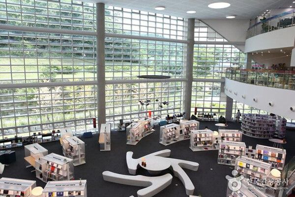 의정부 도서관 (사진출처=한국관광공사)