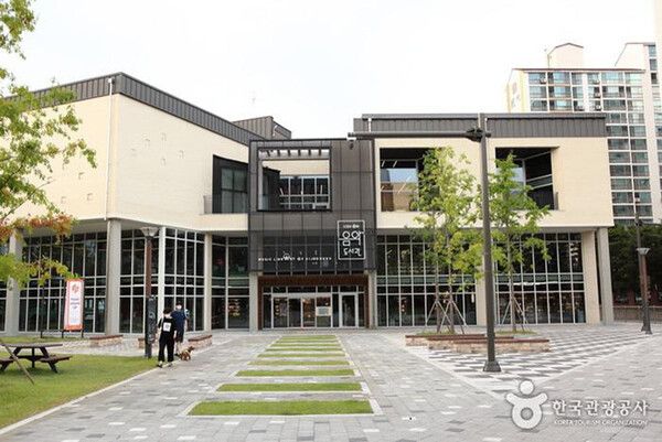 의정부 도서관 (사진출처=한국관광공사)