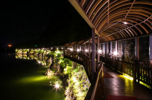 충북 단양여행 남한강 절벽 산책로 (사진출처=한국관광공사)