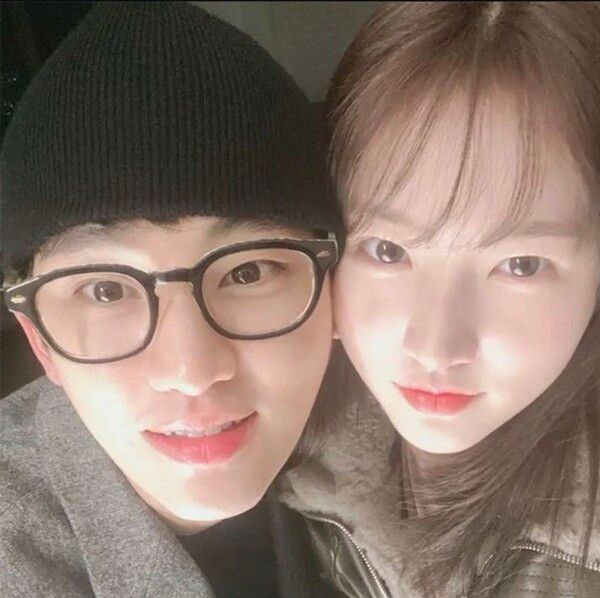 김수현 김새론 볼뽀뽀 사진/ 가세연 제공&nbsp;