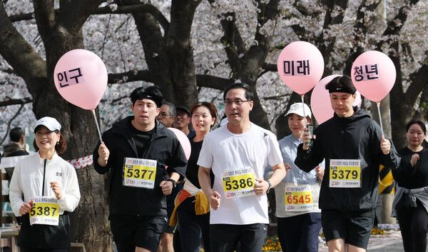 2025 대청호 벚꽃길 마라톤대회 인구늘리기 캠페인 (사진=동구 제공)