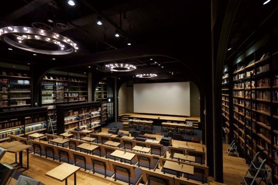 서울 '명동 씨네 라이브러리' / CGV 제공