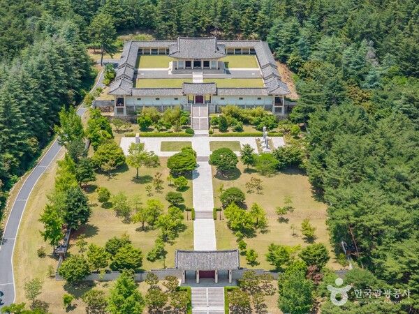 9월 가볼만한 곳 경주여행 통일전 / 관광공사 제공