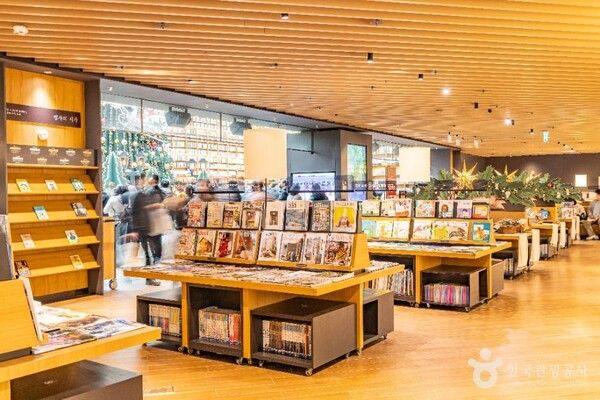 서울 강남구 별마당도서관 (사진출처=한국관광공사)