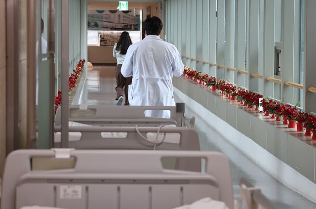 의료·연금개혁에도 '불똥'…