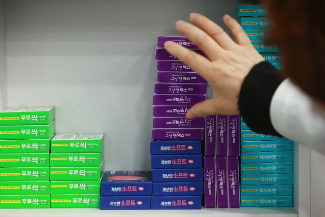 독감환자 급증에 전국 병원에 긴 줄…새벽 '오픈런'도[연합뉴스]