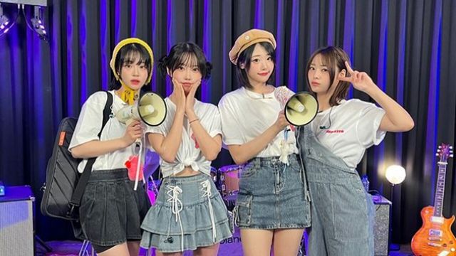 사진=QWER 인스타그램