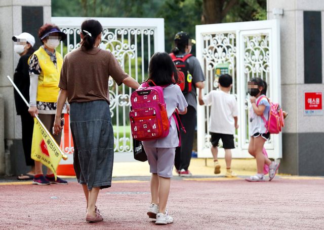 줄어든 '경력단절'…30∼34세 고용률, 10년 전보다 15%p↑[연합뉴스]