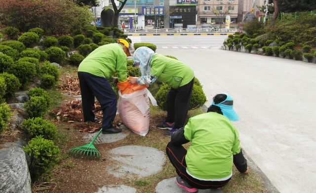 일자리사업&nbsp;재개에 취업자↑…청년·건설업은 '고용 한파'[연합뉴스]