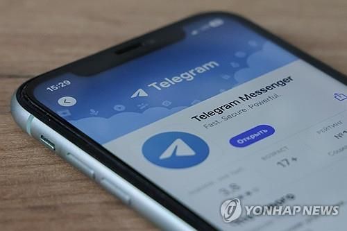 '국민&nbsp;메신저' 카카오톡은 한국만 쓴다?[연합뉴스]