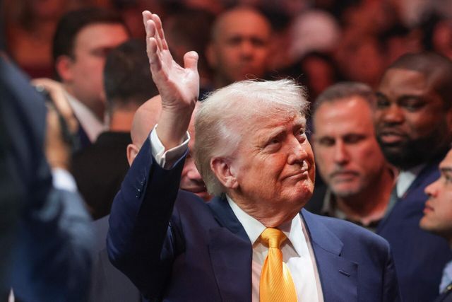 기립박수속 UFC 찾은 트럼프…'케네디 아내 외면했나' 설왕설래[연합뉴스]