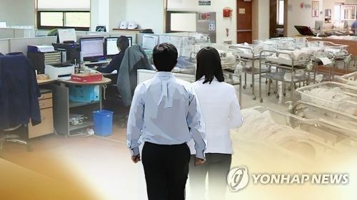 '살기 어려워서'…부부 2쌍 중 1쌍은&nbsp;맞벌이?[연합뉴스]