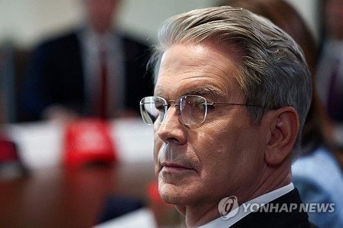 트럼프&nbsp;이어 베선트도 연준에 '금리 내려라' 압박?[연합뉴스]