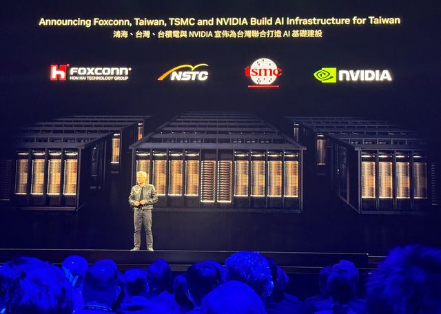 젠슨&nbsp;황&nbsp;발언에 반도체株 화색…