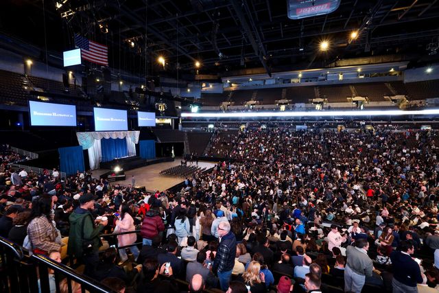 버핏, 트럼프 관세 비판…