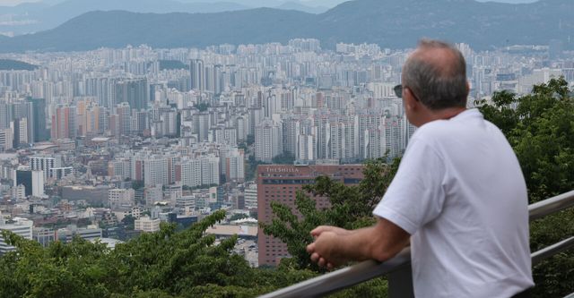 1주택자 반년 내 기존 집 안 팔면&nbsp;주담대&nbsp;회수·3년간 제한[연합뉴스]