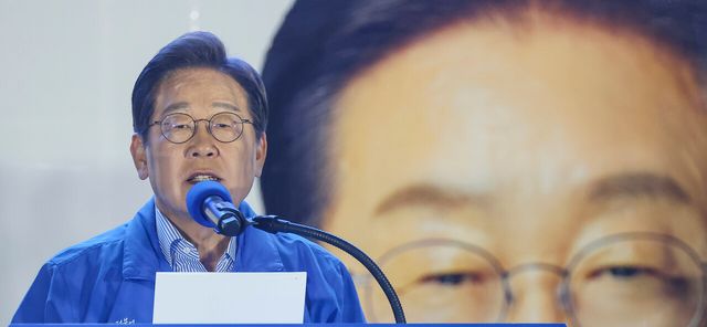 벼랑 끝 자영업자에 '빚&nbsp;탕감'…지역화폐도 확대[연합뉴스]