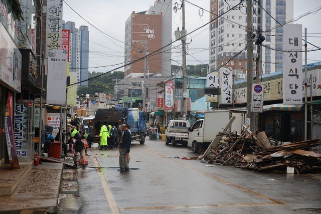 금융위, 수해 피해 가계·기업에&nbsp;긴급자금·만기연장 등 지원[연합뉴스]