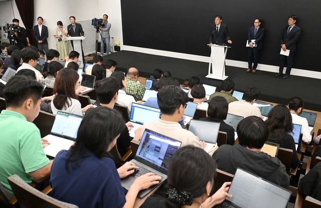 눈감은&nbsp;한국 이통사…해외는 해킹 뒤 제도 고쳤다[연합뉴스]