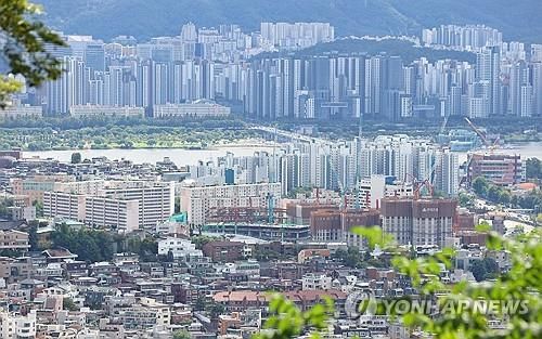 서울 아파트 8월 거래량 7월 넘어…'한강벨트' 지역 증가세 주도[연합뉴스]