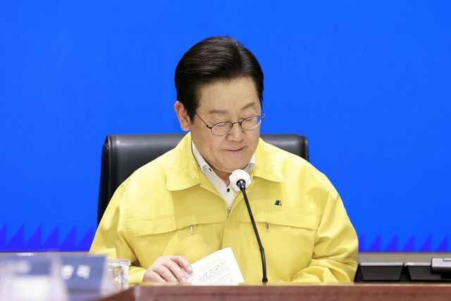 李대통령 지지율 52.0%로 3주 연속↓…