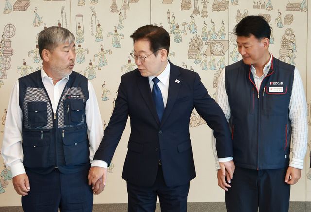 21년만의 노동시장 대격변…주4.5일제·정년연장&nbsp;논의 '점화'[연합뉴스]