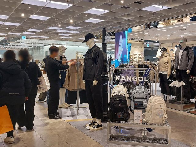 새&nbsp;학기&nbsp;학용품·PC 할인…다이어트·건강용품도[연합뉴스]