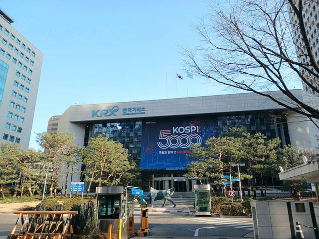 미국 S&P 앞지른 국장&nbsp;ETF…수익률도, 순자산도 압도[연합뉴스]