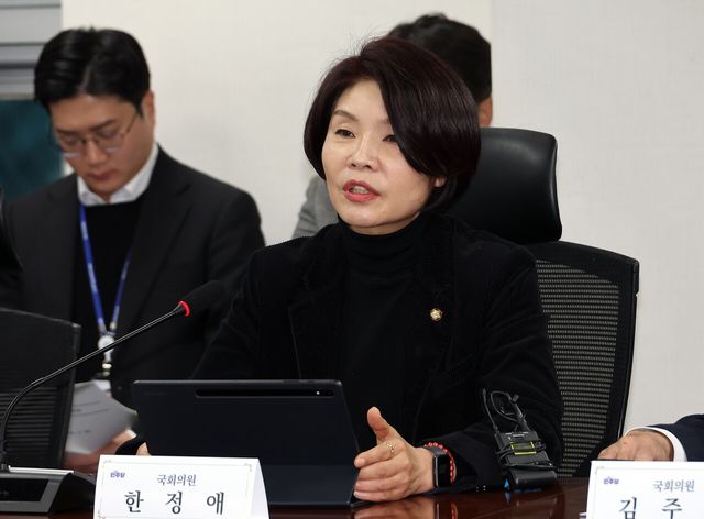 '퇴직연금&nbsp;구조개선' 연내 입법…당정, 실무작업반 구성 논의(종합)[연합뉴스]