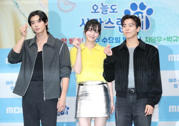 (왼쪽부터) 배우 차은우, 박규영, 이현우 (사진출처 : news1)